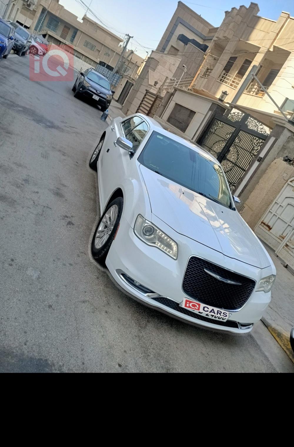 كرايسلر 300